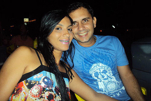 Juliana de Almeida Carnio e Lucas Lazaro Alves