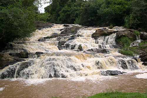 Cachoeira Nenê Bueno, Monte Belo, MG