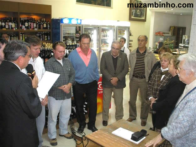 A D Schmidt Delicatessen chega a Muzambinho